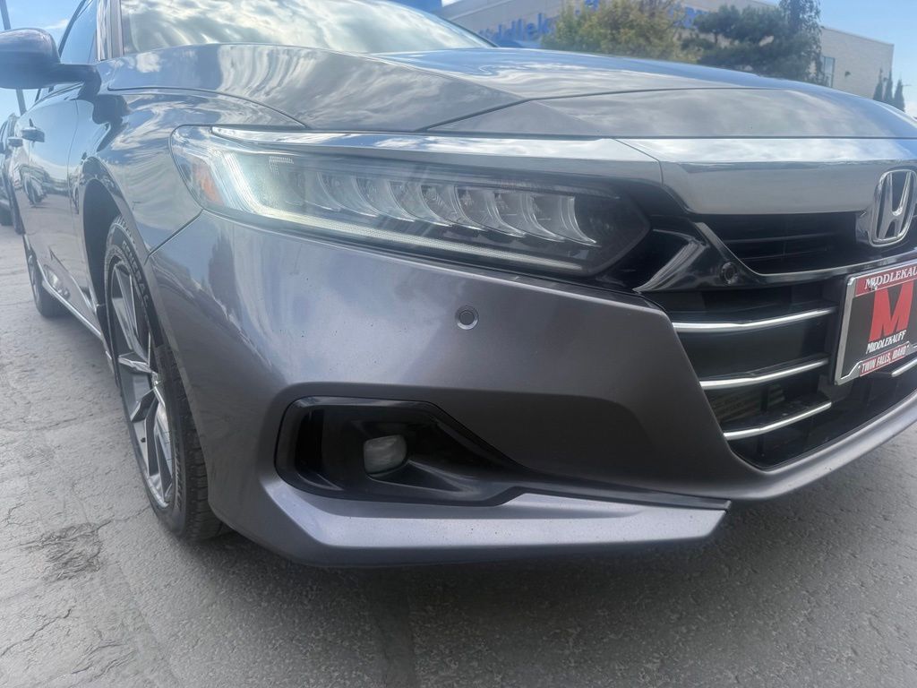 2021 Honda Accord EX-L - Photo 9