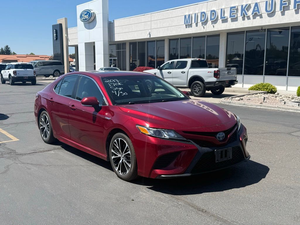 2018 Toyota Camry SE