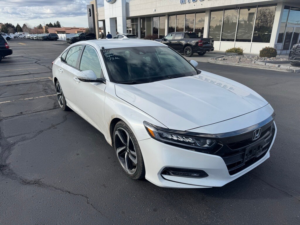 2018 Honda Accord Sport's photo