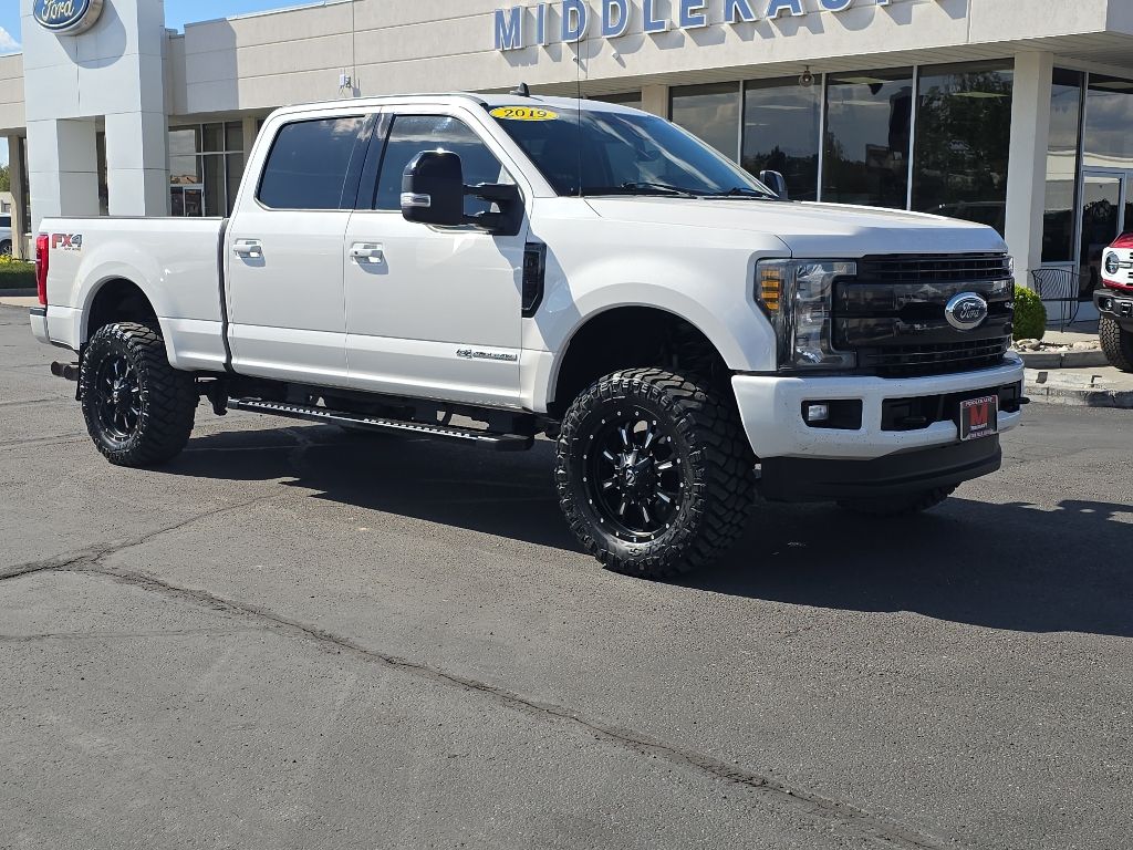 2019 Ford F-250 Lariat 4x4 Crew Cab 6-3/4' Box's photo