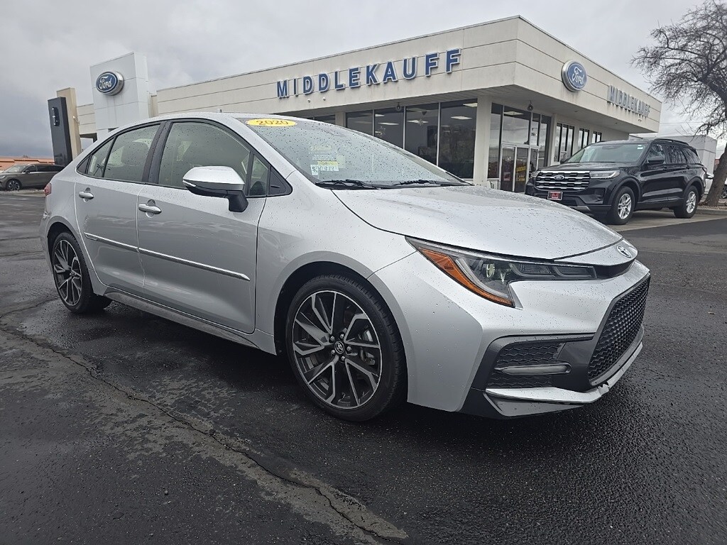 2020 Toyota Corolla XSE's photo