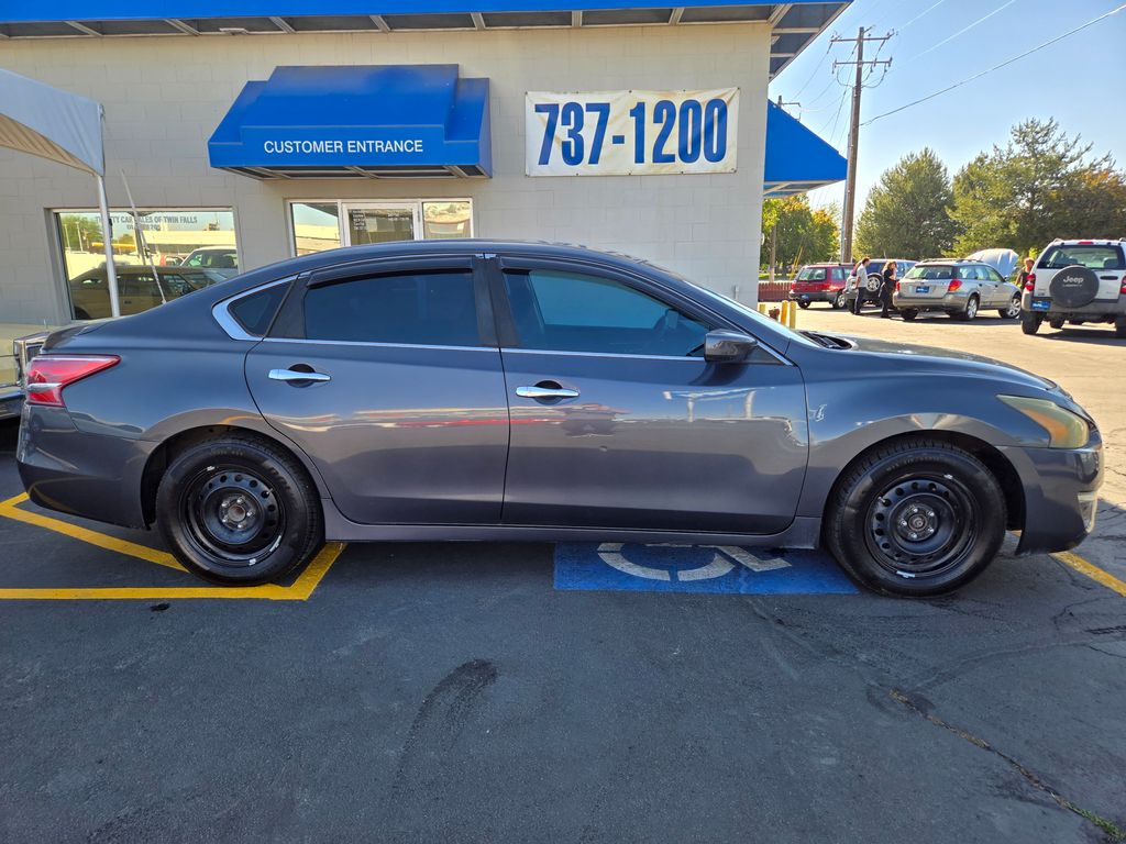 Used 2013 Nissan Altima Sedan S with VIN 1N4AL3AP0DC103647 for sale in Twin Falls, ID