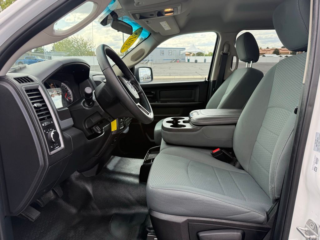 2018 RAM Ram 1500 Pickup Tradesman - Photo 30