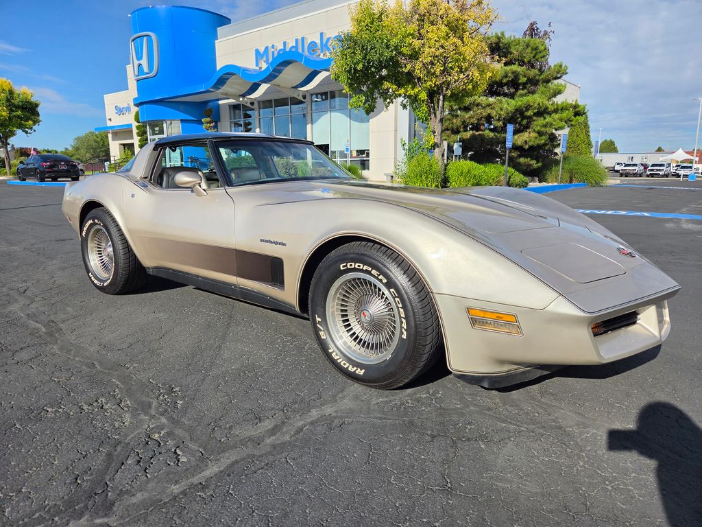 1982 Chevrolet Corvette Collector Edition Coupe RWD