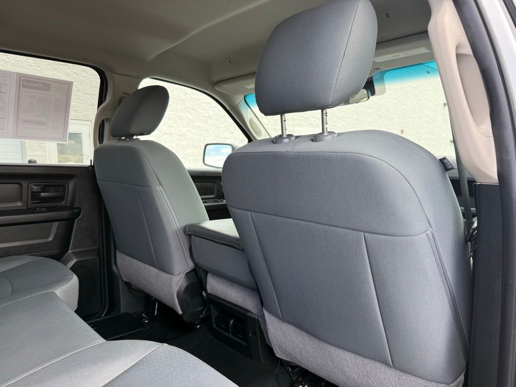 2018 RAM Ram 1500 Pickup Tradesman - Photo 34
