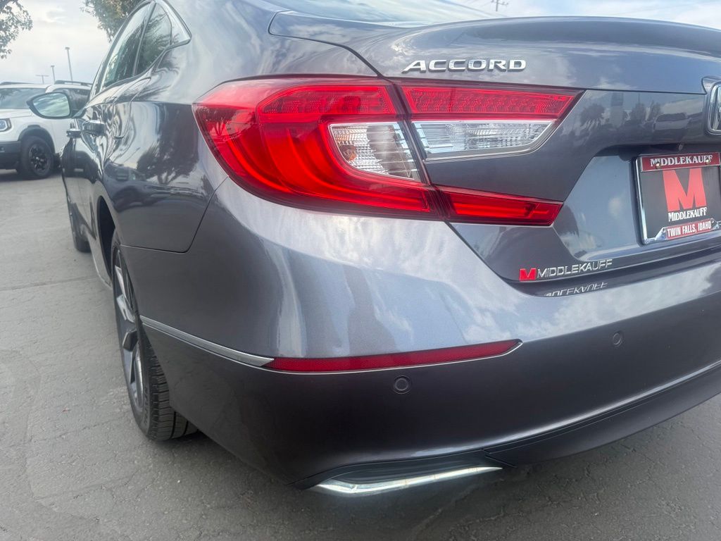 2021 Honda Accord EX-L - Photo 12