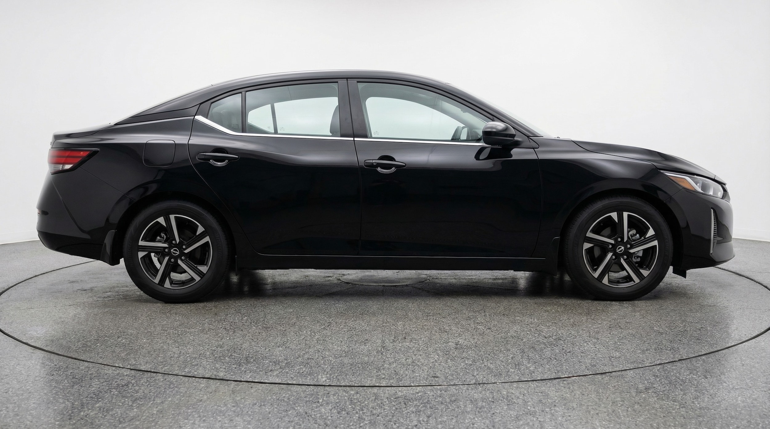 Thumbnail: 2025 Nissan Sentra - 8