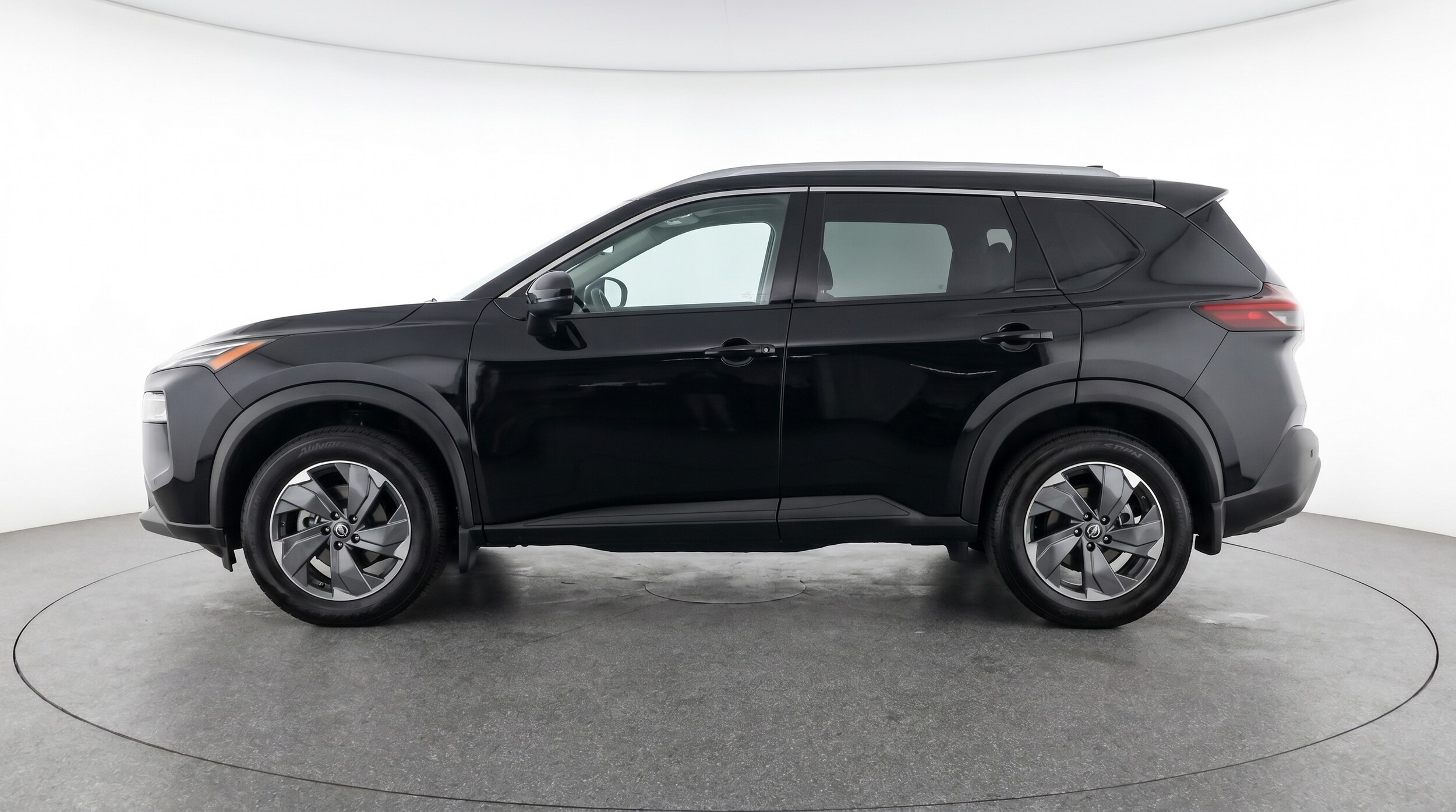 Thumbnail: 2025 Nissan Rogue - 4