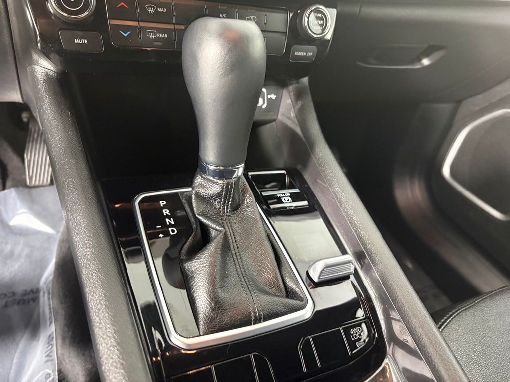 2023 Jeep Compass Latitude Lux - Photo 18