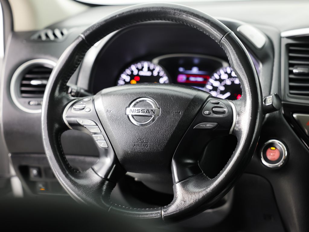 2019 Nissan Pathfinder SV - Photo 19