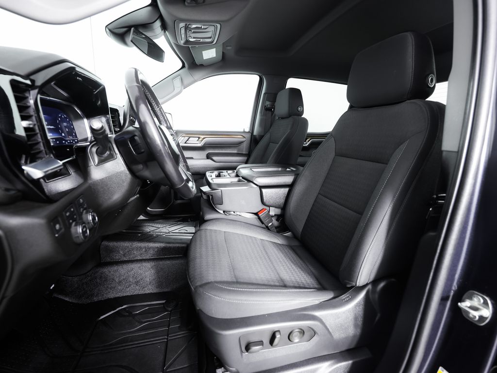 2022 Chevrolet Silverado 1500 LT - Photo 21