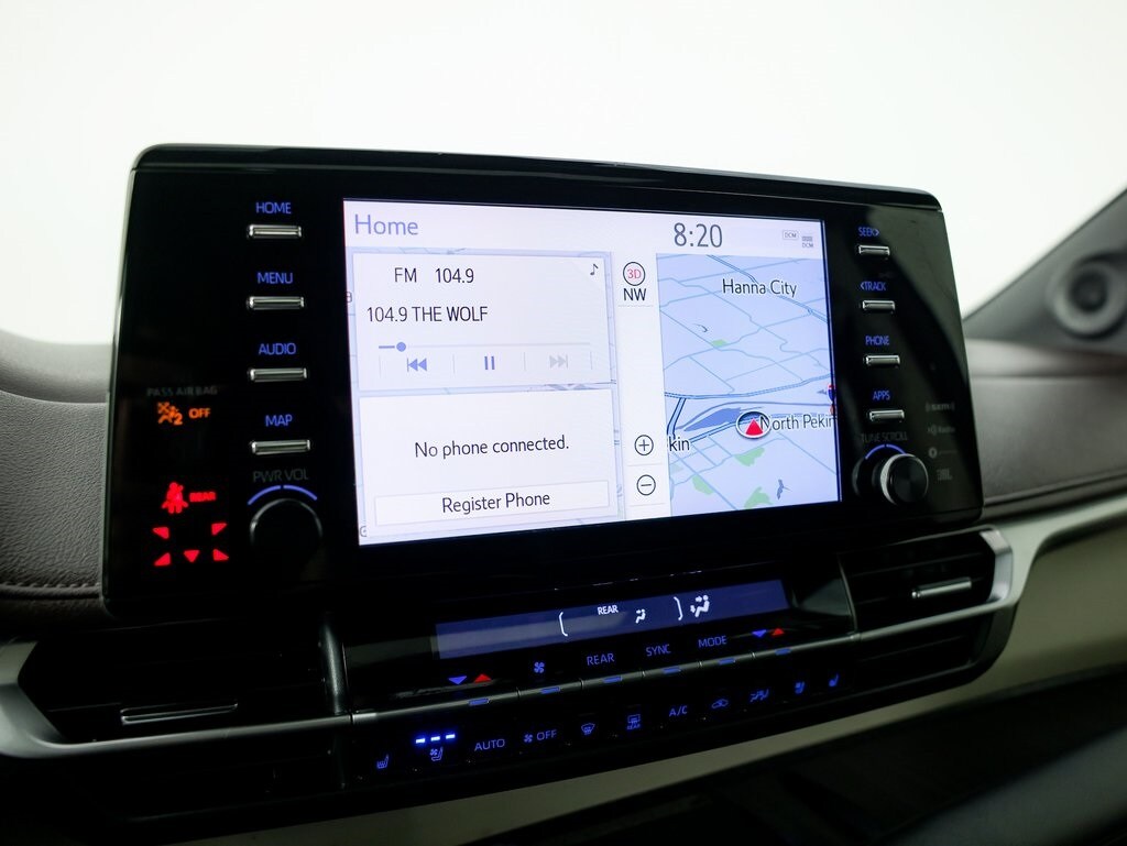 2021 Toyota Sienna Platinum photo 3