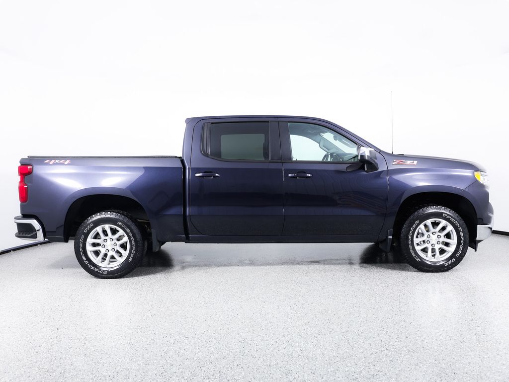 2022 Chevrolet Silverado 1500 LT - Photo 9