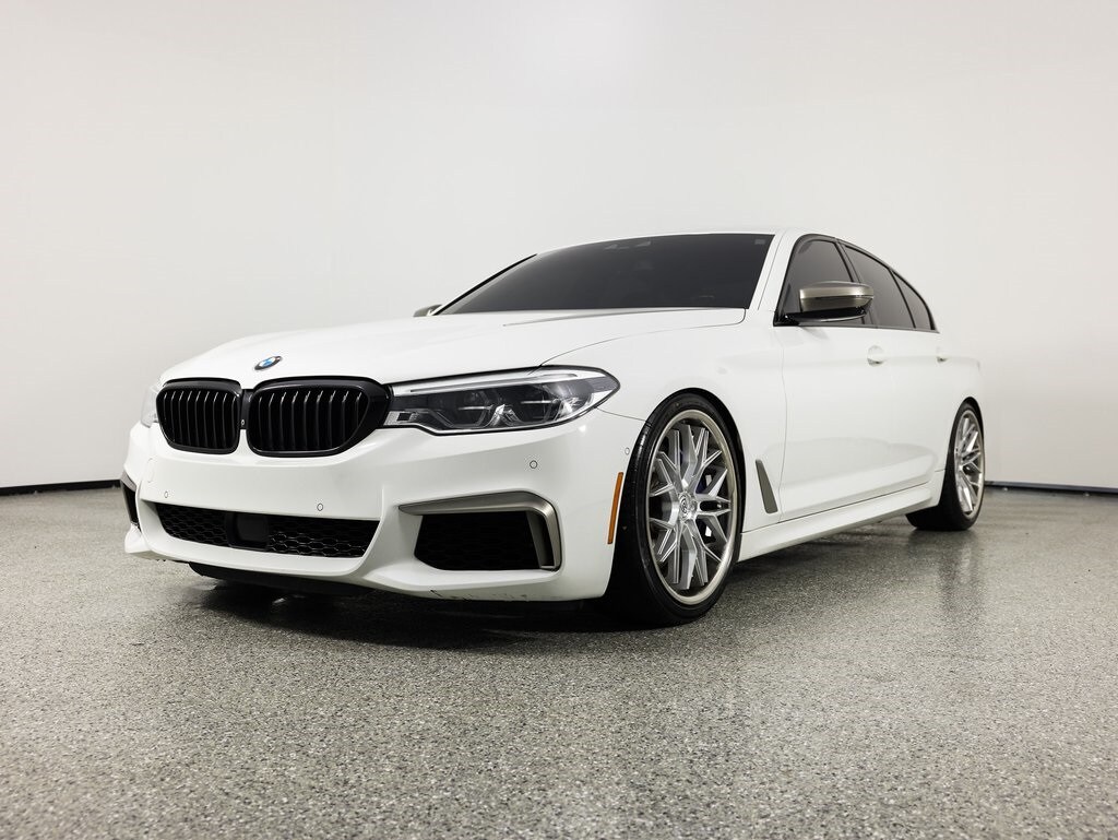 2020 Bmw M550i xDrive Sedan photo 2