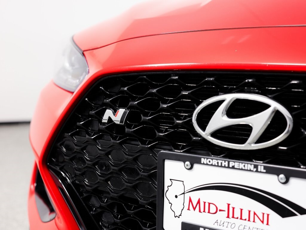 2022 Hyundai Veloster N Base photo 3
