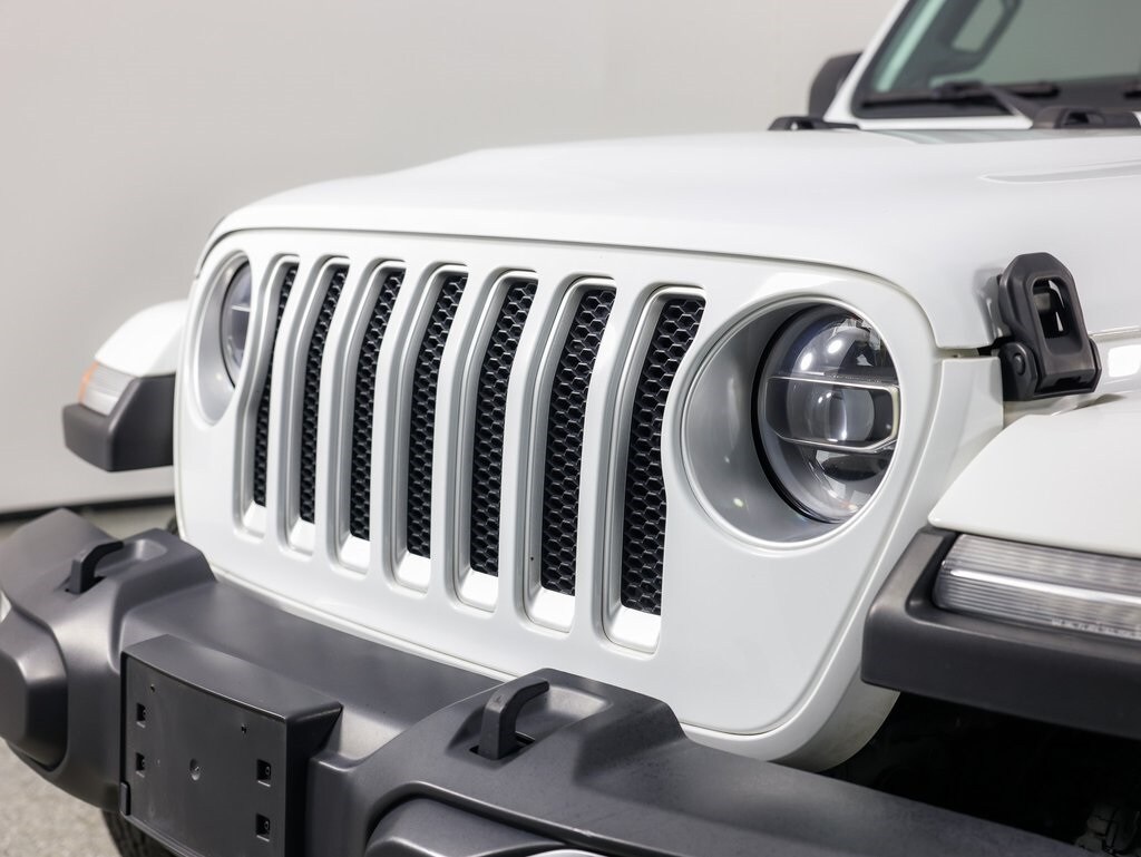 2022 Jeep Wrangler Unlimited Sahara photo 3