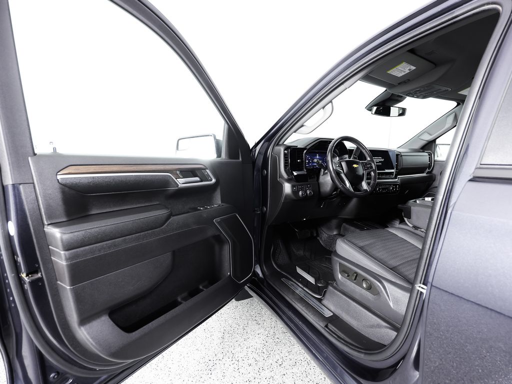 2022 Chevrolet Silverado 1500 LT - Photo 20