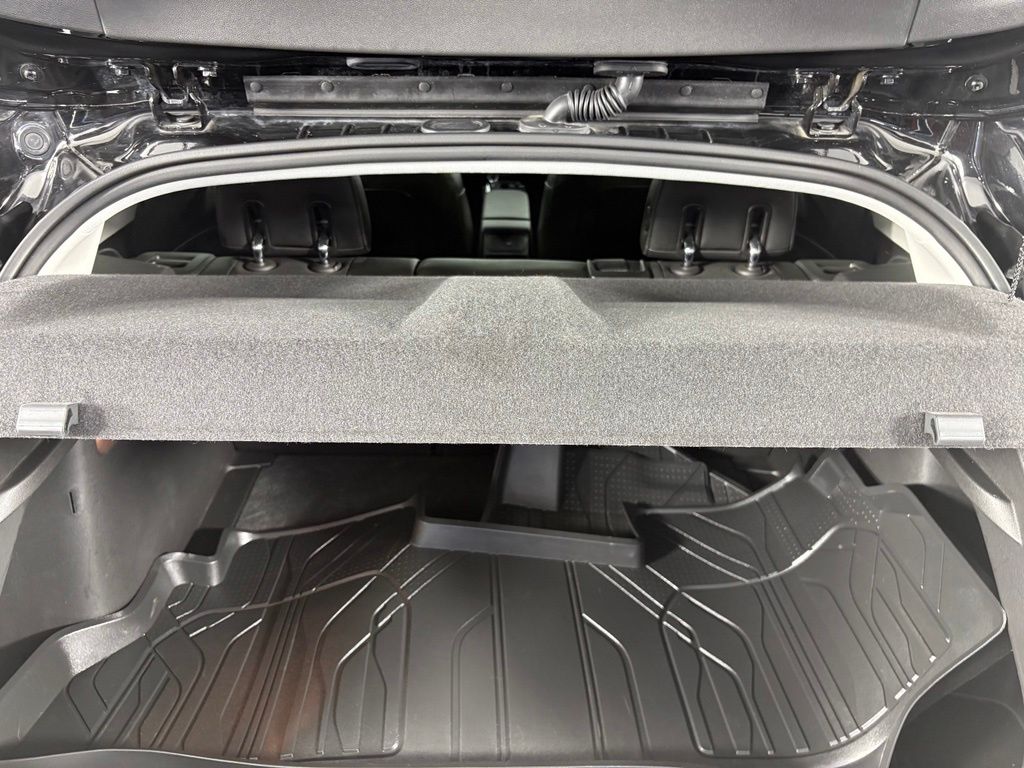 2025 Chevrolet Trax LT - Photo 32