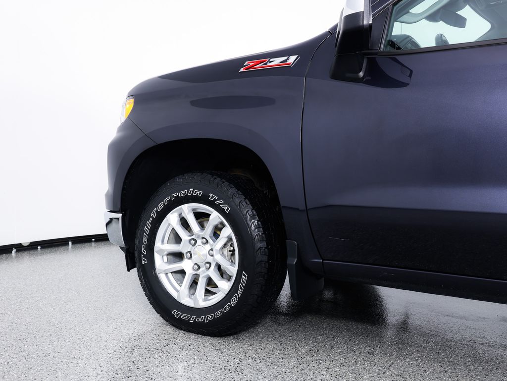 2022 Chevrolet Silverado 1500 LT - Photo 6