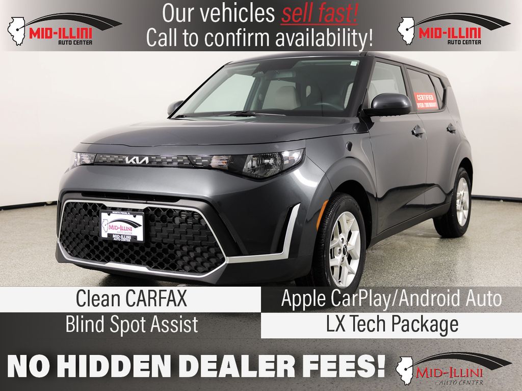 2025 Kia Soul LX's photo