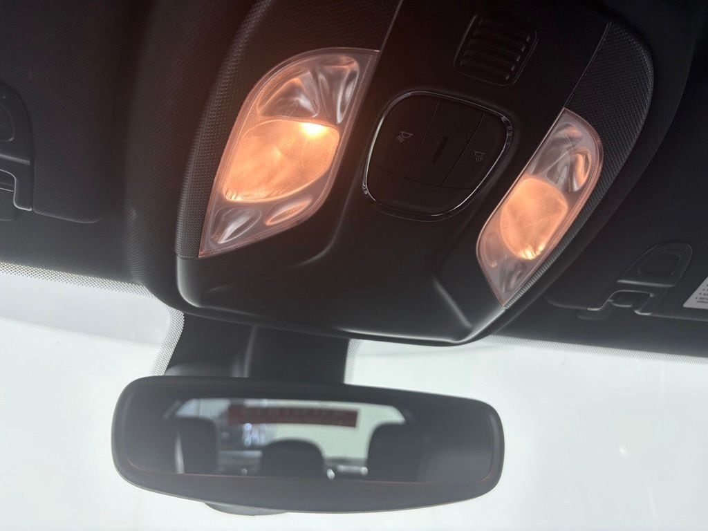 2023 Jeep Compass Latitude Lux - Photo 19