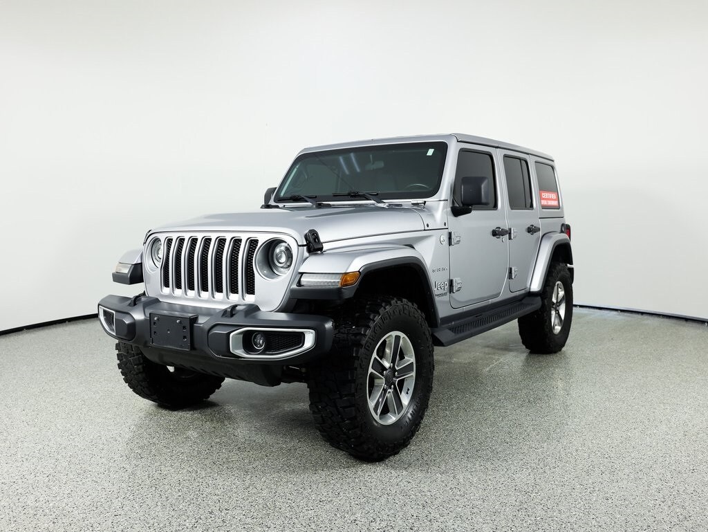 2018 Jeep Wrangler Unlimited Sahara photo 2