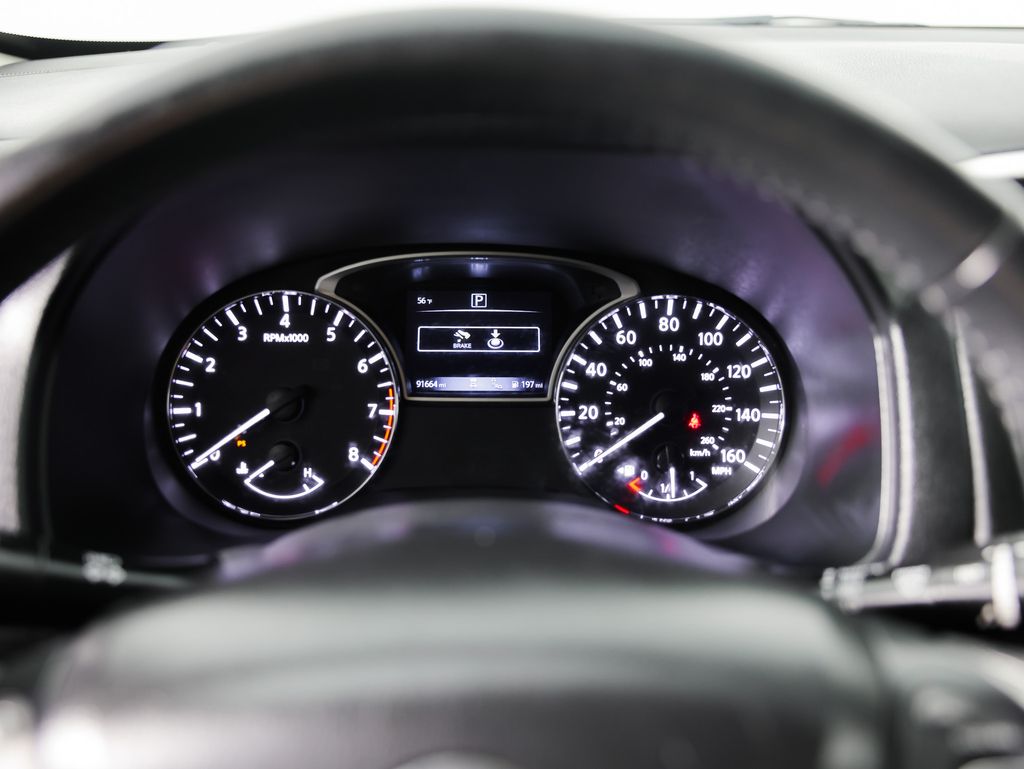 2019 Nissan Pathfinder SV - Photo 23
