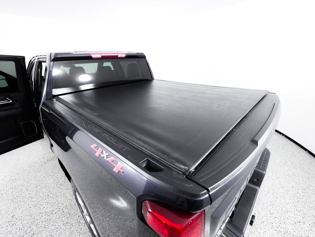 2022 Chevrolet Silverado 1500 LT - Photo 15