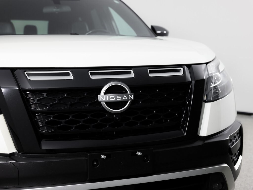 2023 Nissan Pathfinder Rock Creek photo 2