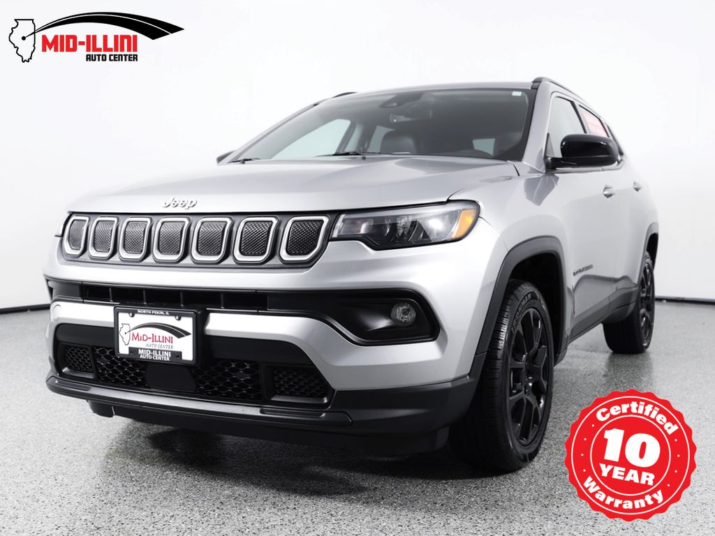 2022 Jeep Compass Latitude Lux 4X4's photo