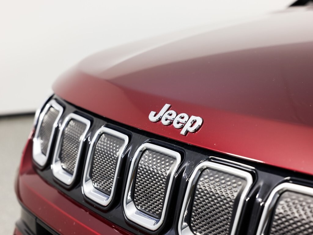 2022 Jeep Compass Limited photo 3
