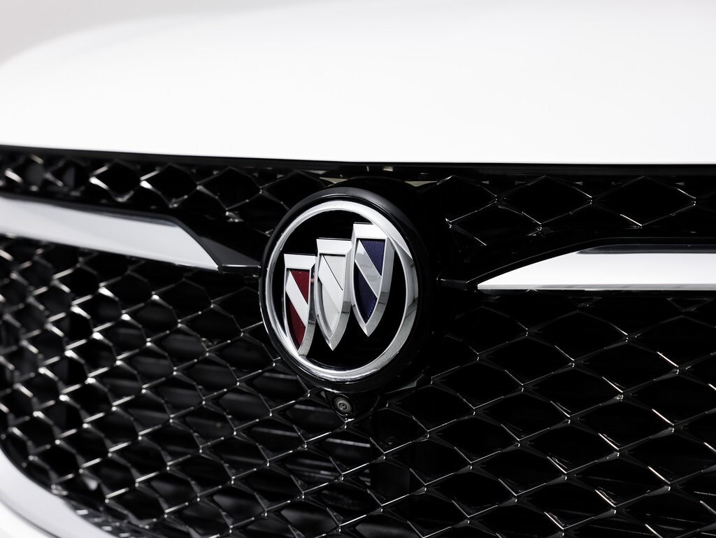 2024 Buick Enclave Avenir photo 3