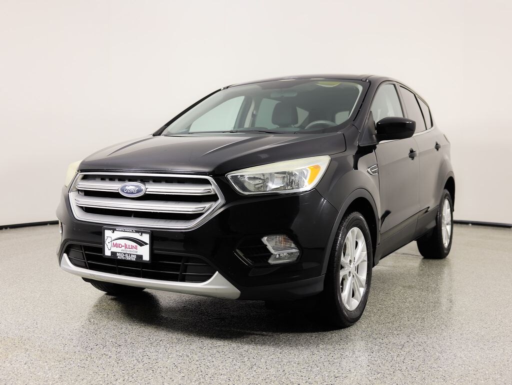 Used 2017 Ford Escape SE SUV