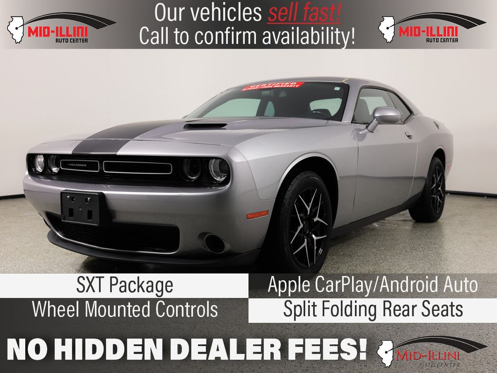 2018 Dodge Challenger SXT's photo