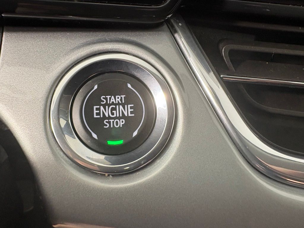 2025 Chevrolet Trax LT - Photo 27
