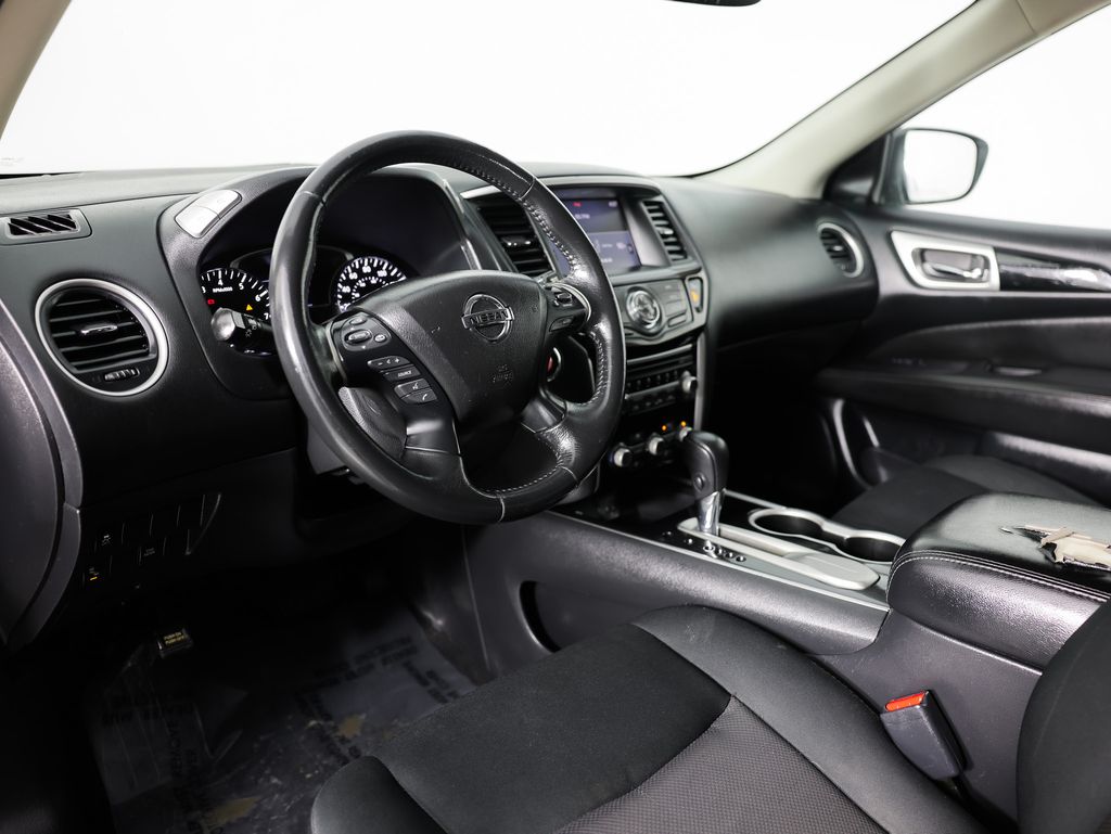 2019 Nissan Pathfinder SV - Photo 22