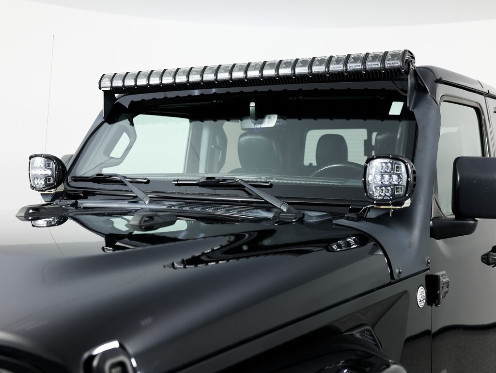 2021 Jeep Gladiator Overland photo 3