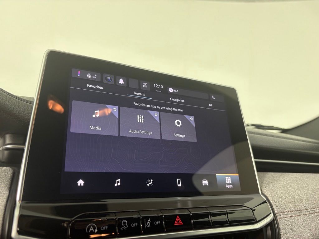 2023 Jeep Compass Latitude Lux - Photo 25