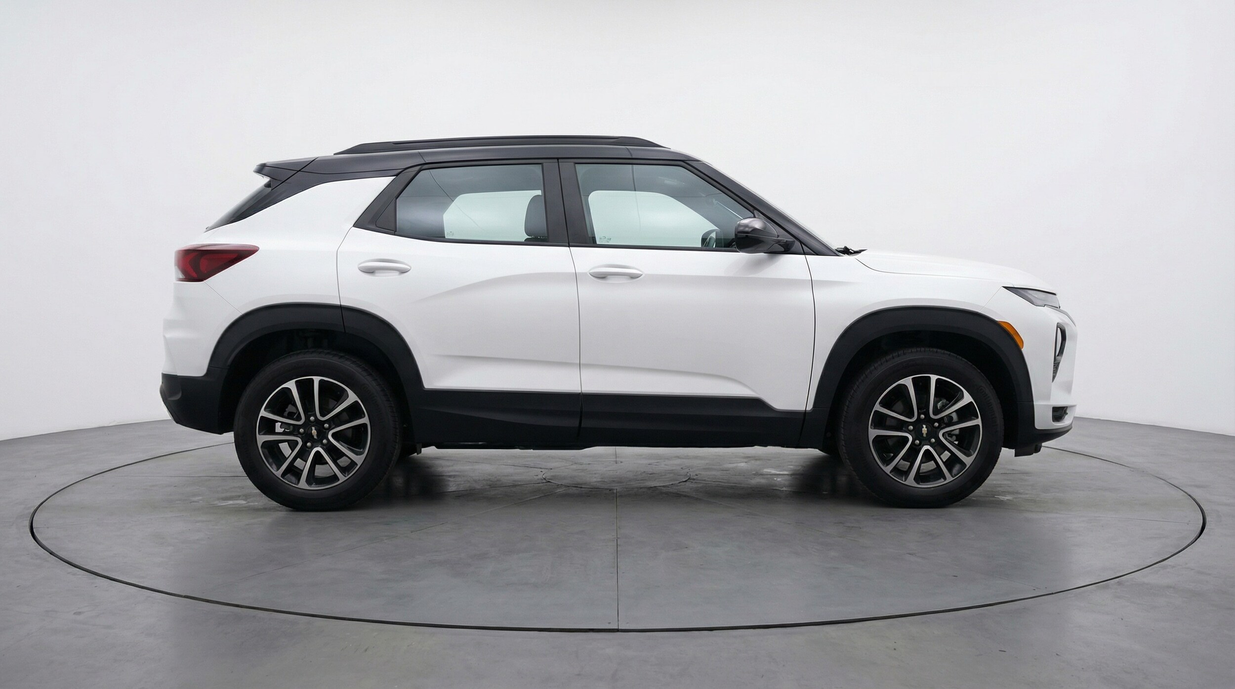 Thumbnail: 2025 Chevrolet TrailBlazer - 8