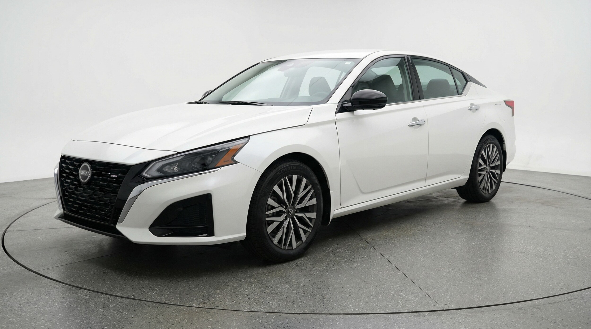 Thumbnail: 2025 Nissan Altima - 3