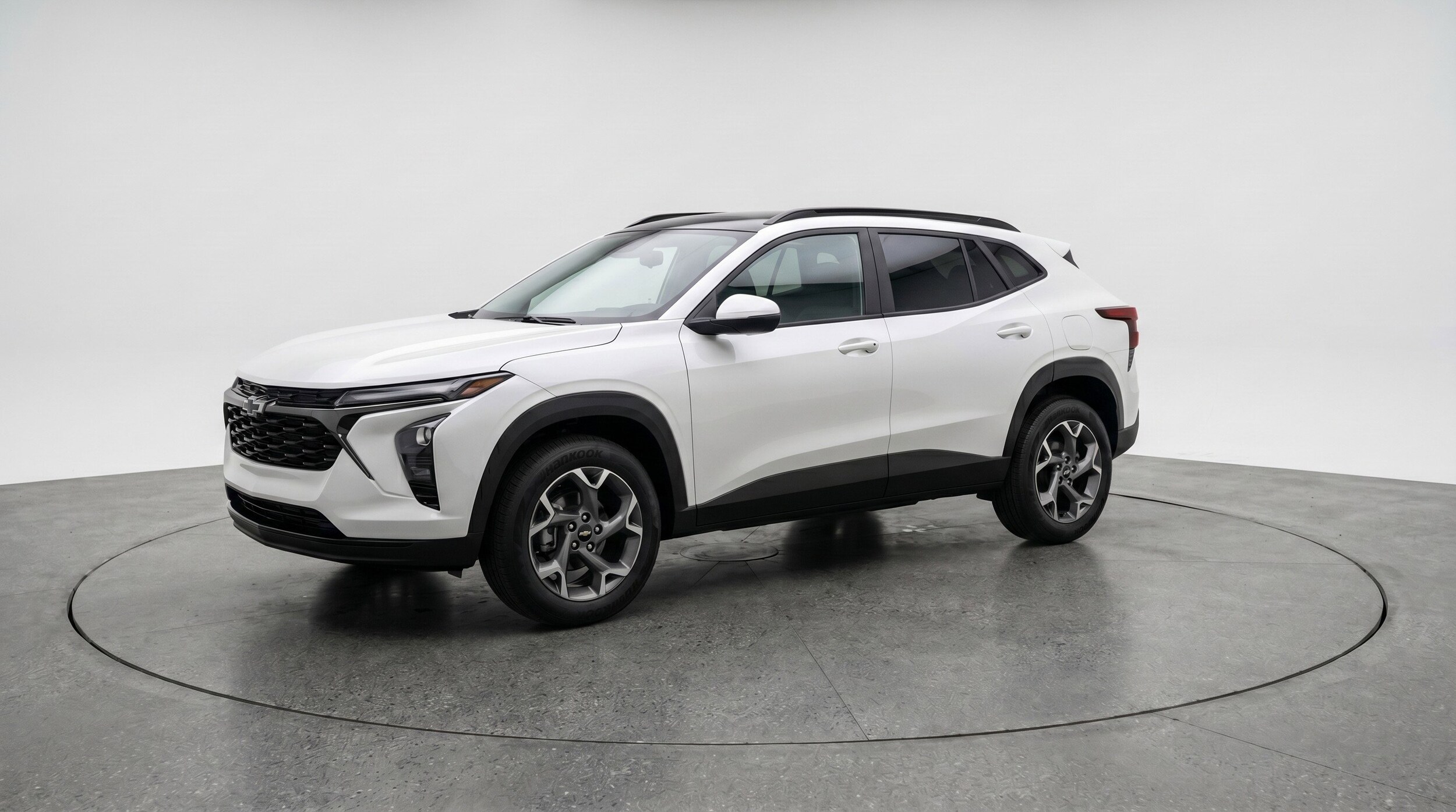 Thumbnail: 2025 Chevrolet Trax - 3