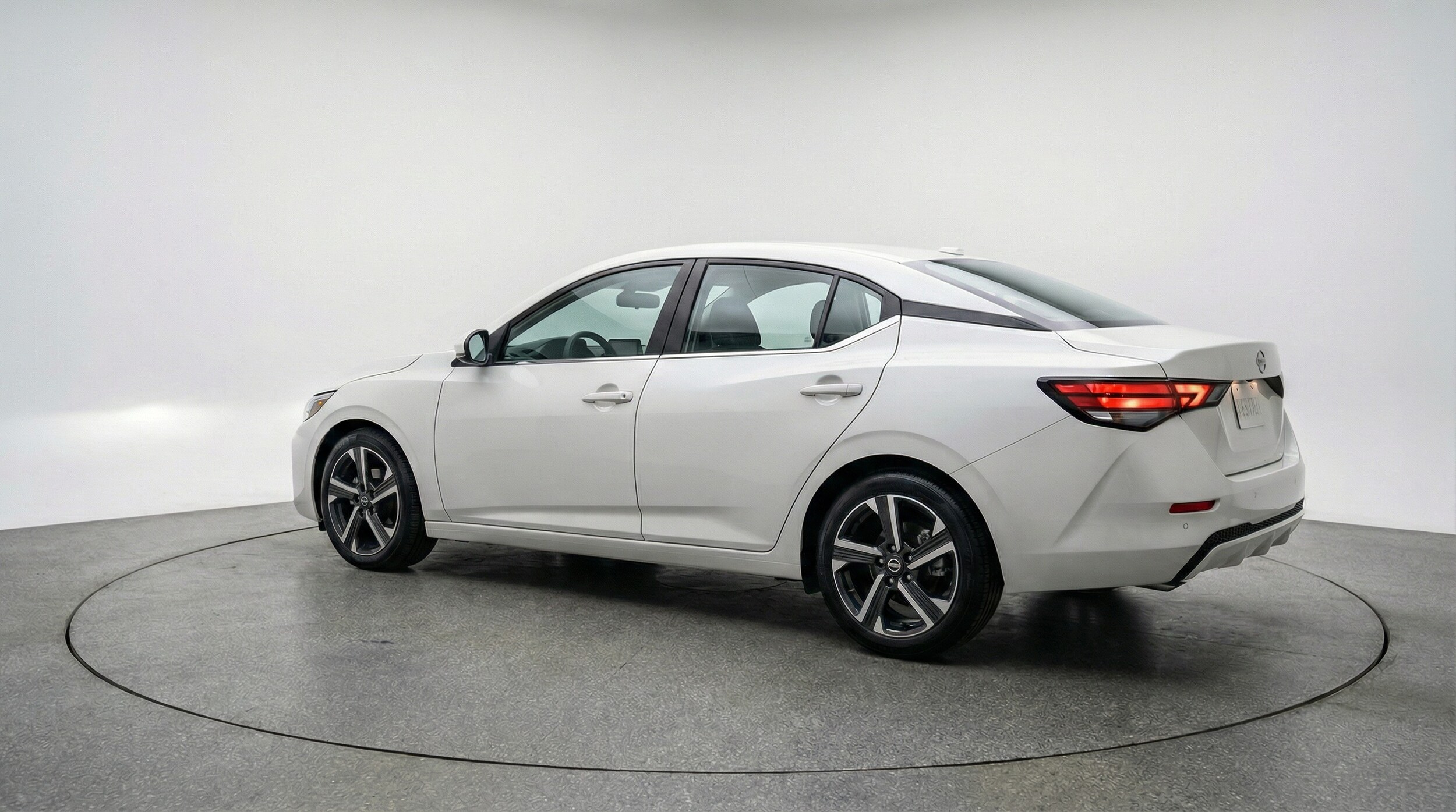 Thumbnail: 2025 Nissan Sentra - 5