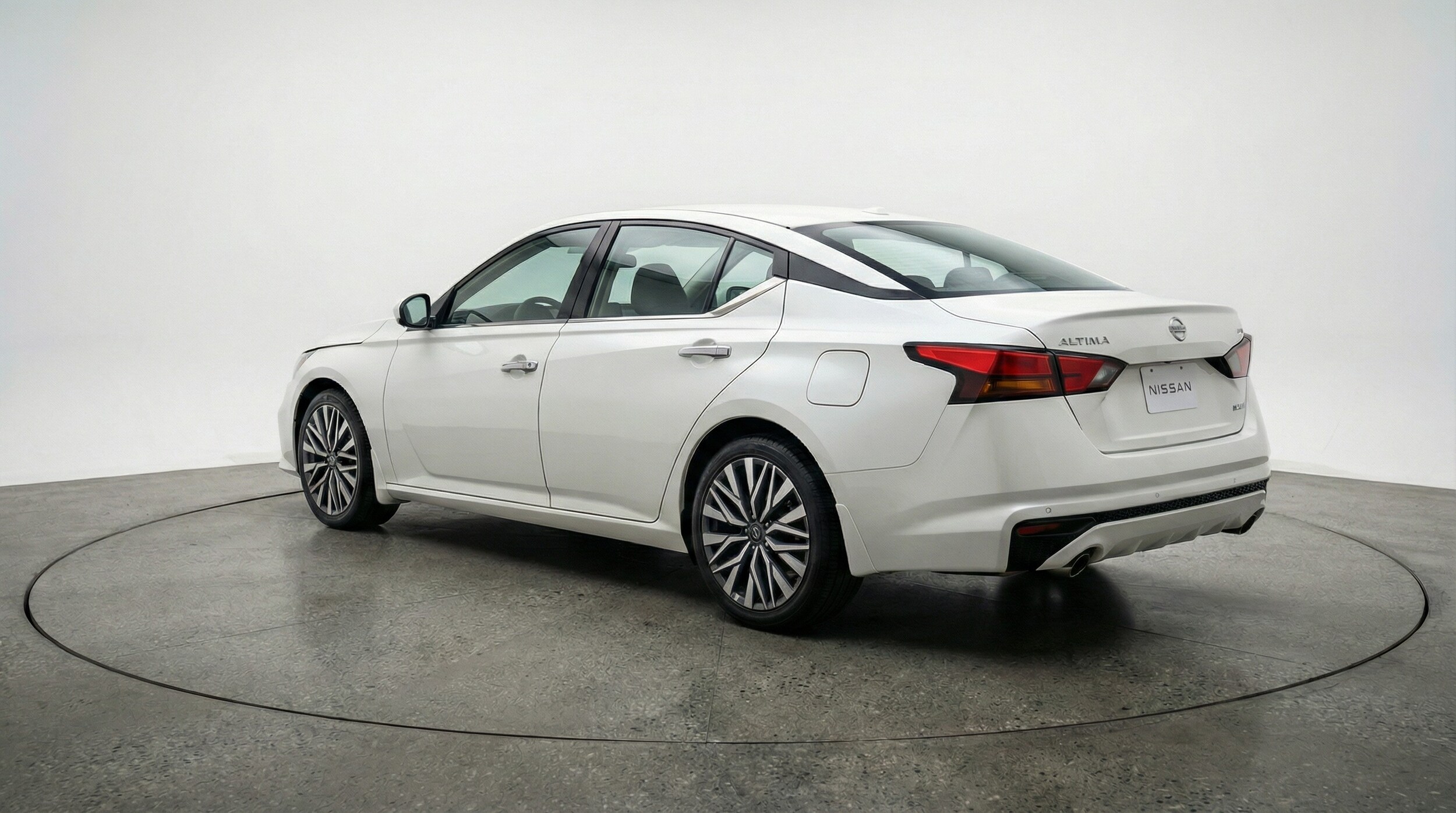 Thumbnail: 2025 Nissan Altima - 5