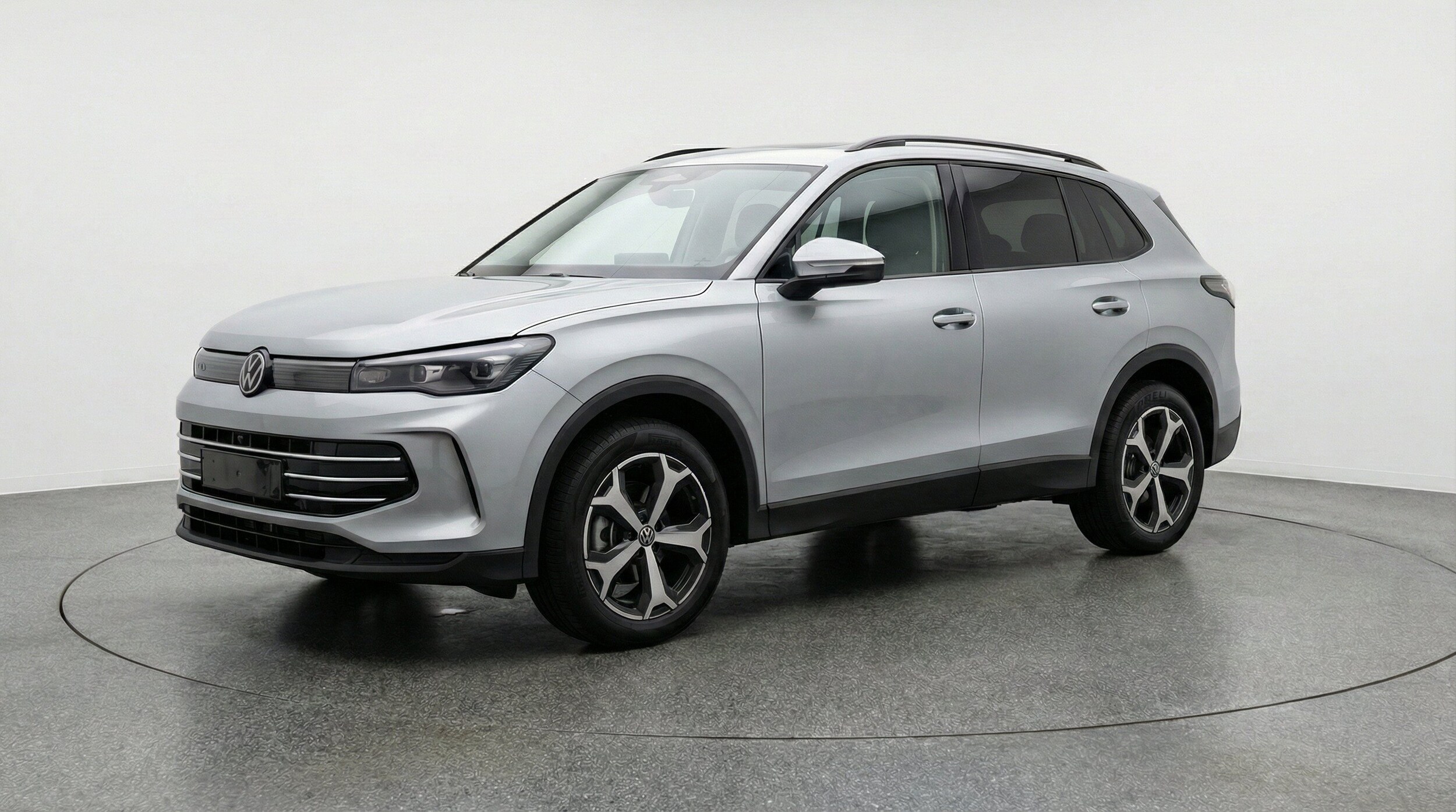 Thumbnail: 2026 Volkswagen Tiguan - 3