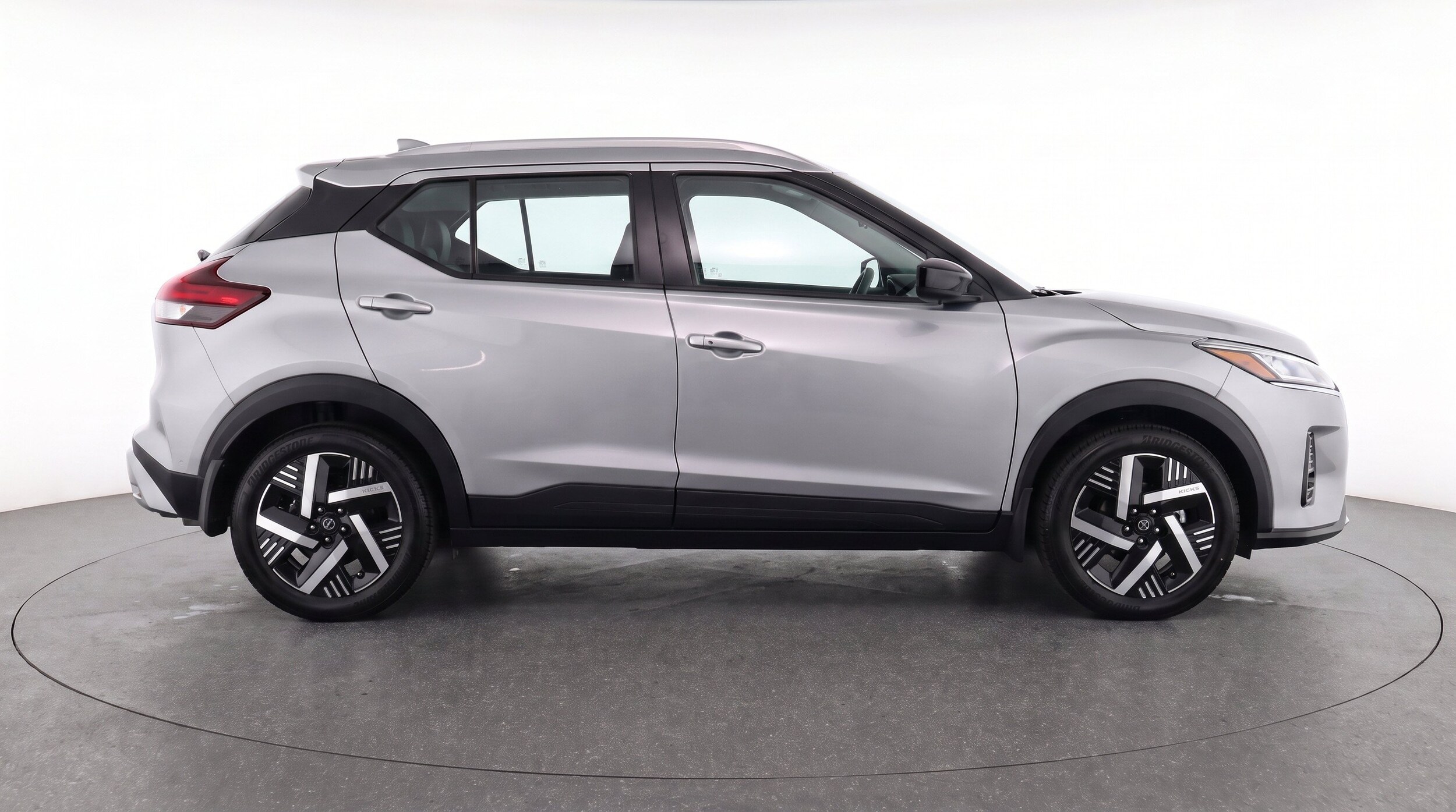 Thumbnail: 2026 Nissan Kicks - 11