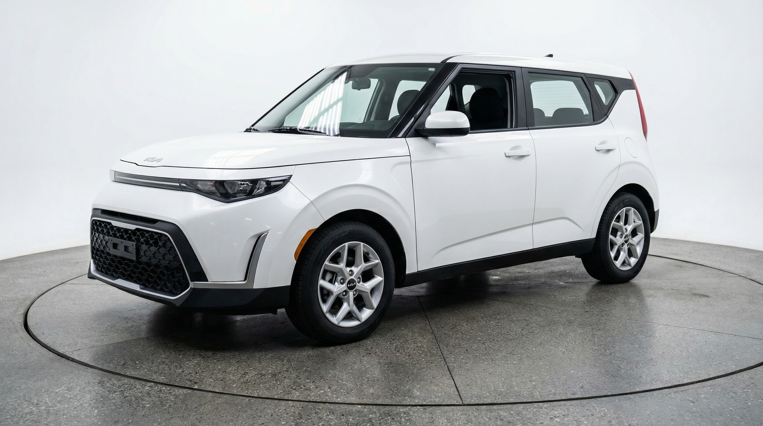 Thumbnail: 2025 Kia Soul - 3