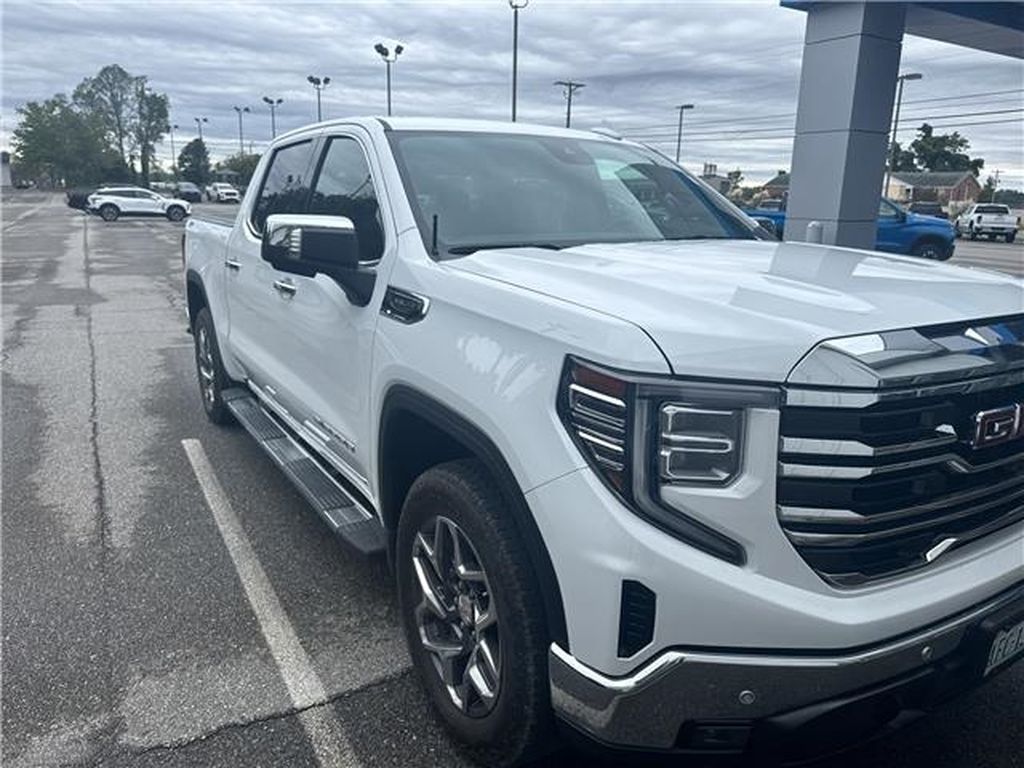 Used 2025 GMC Sierra 1500 SLT Truck