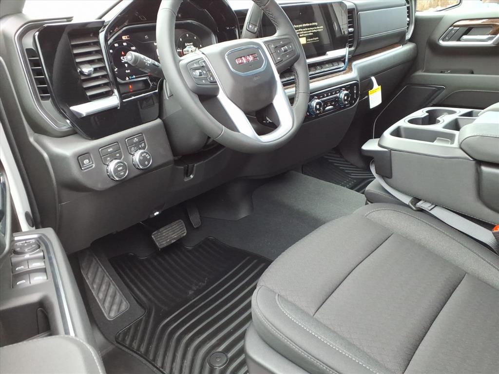 2026 GMC Sierra 1500 SLE - Photo 8