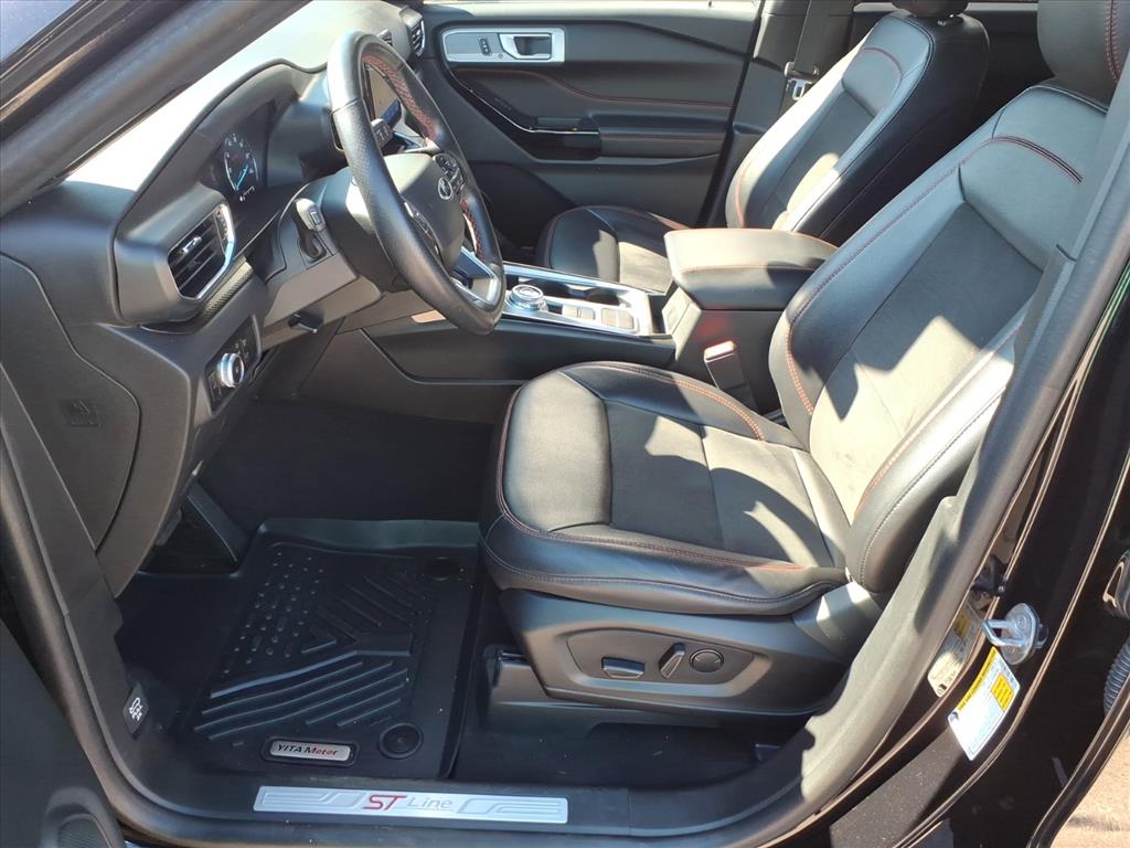 2023 Ford Explorer ST-LINE - Photo 12