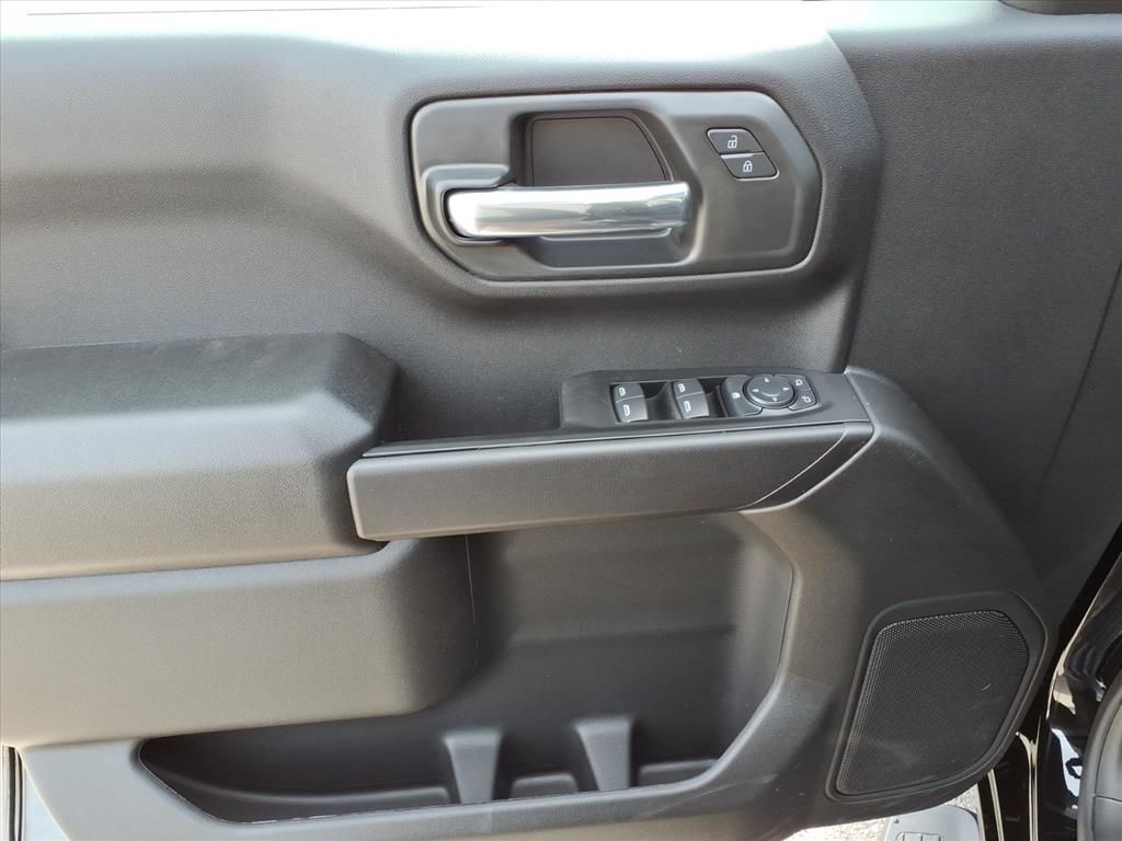2026 GMC Sierra 1500 Pro - Photo 9